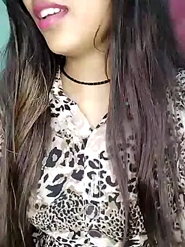 Sreya213 online show from 01-14-25, 09:09