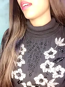 Sreya213 online show from 01-04-25, 09:09