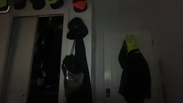 hot shot 13 online show from 03-18-26, 12:25