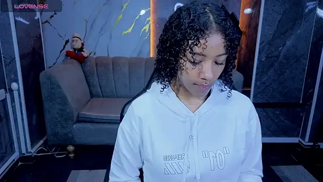 Violeth b online show from 04-17-26, 12:52