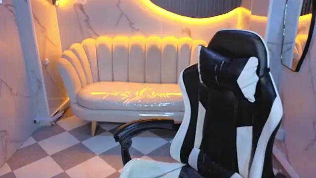 Violeth b online show from 02-17-26, 12:46