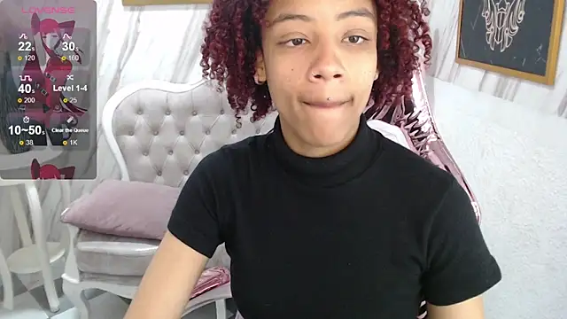 Snapshot of Violeth_b chatting on 03-07-25, 12:45 Violeth b online show from 03-07-25, 12:45