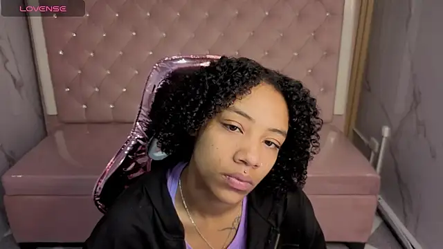 Violeth b online show from 12-17-25, 12:43