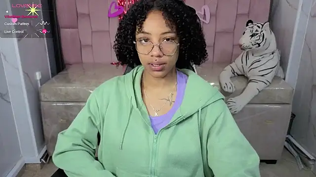 Violeth b online show from 02-26-26, 12:49