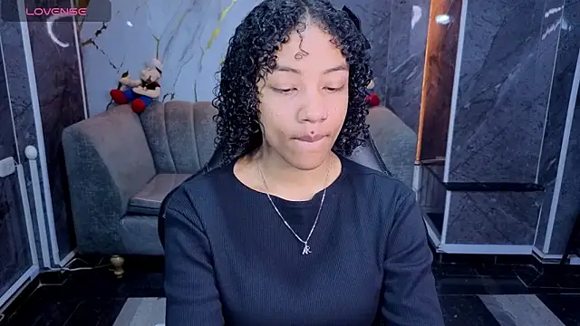 Violeth b online show from 04-13-26, 01:04