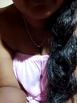 Snapshot of Diwya69 chatting on 02-25-26, 08:08 Diwya69 online show from 02-25-26, 08:08