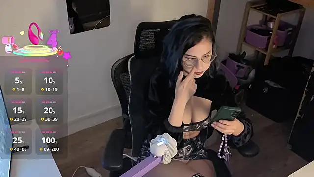 LisandreLaVenale online show from 03-26-26, 10:40