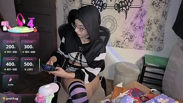 Snapshot of LisandreLaVenale chatting on 02-12-26, 10:20 LisandreLaVenale online show from 02-12-26, 10:20