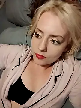 SkarlettRose96 online show from 01-13-26, 06:45