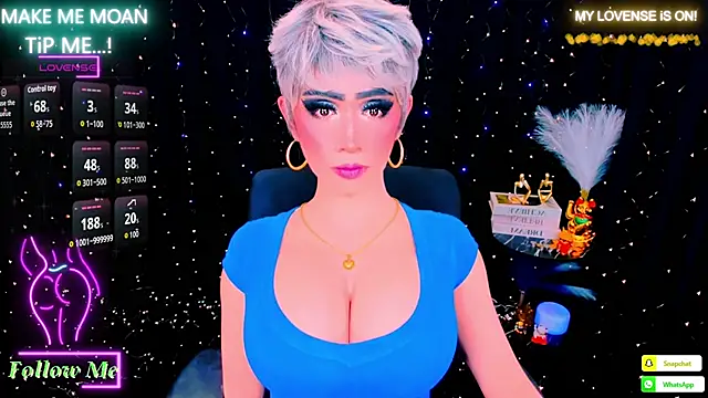 Snapshot of TwittyGirL9inch_exotic chatting on 01-17-26, 09:40 TwittyGirL9inch exotic online show from 01-17-26, 09:40