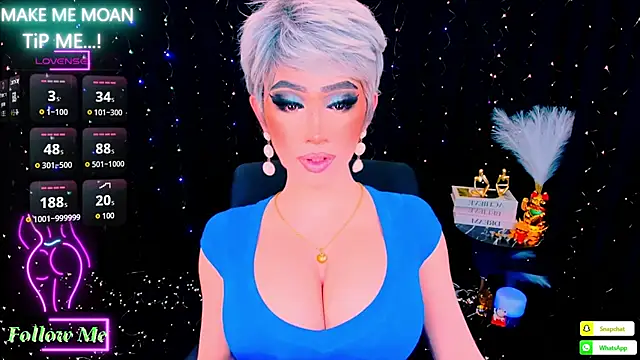 Snapshot of TwittyGirL9inch_exotic chatting on 01-17-26, 09:35 TwittyGirL9inch exotic online show from 01-17-26, 09:35