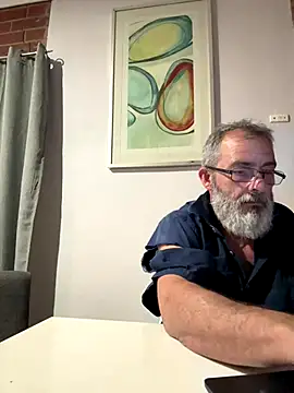 Snapshot of ausbod chatting on 10-04-25, 10:50 ausbod online show from 10-04-25, 10:50