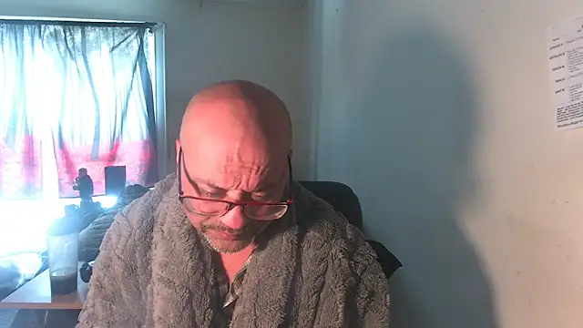 Snapshot of RickStone51 chatting on 02-14-26, 04:07 RickStone51 online show from 02-14-26, 04:07