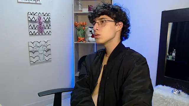 Jeam hot online show from 01-26-25, 08:56