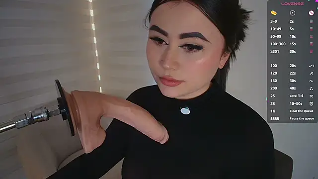 Snapshot of venusleroy_ chatting on 02-18-26, 10:50 venusleroy online show from 02-18-26, 10:50