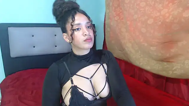 Snapshot of kalipso_n-jones chatting on 02-10-25, 02:48 kalipso n-jones online show from 02-10-25, 02:48