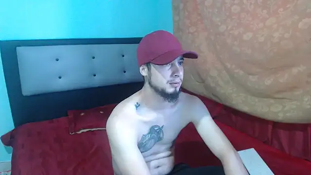 Snapshot of kalipso_n-jones chatting on 02-17-25, 03:22 kalipso n-jones online show from 02-17-25, 03:22