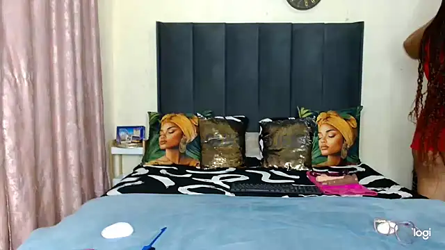 Snapshot of quenliyasa chatting on 02-11-26, 08:52 quenliyasa online show from 02-11-26, 08:52