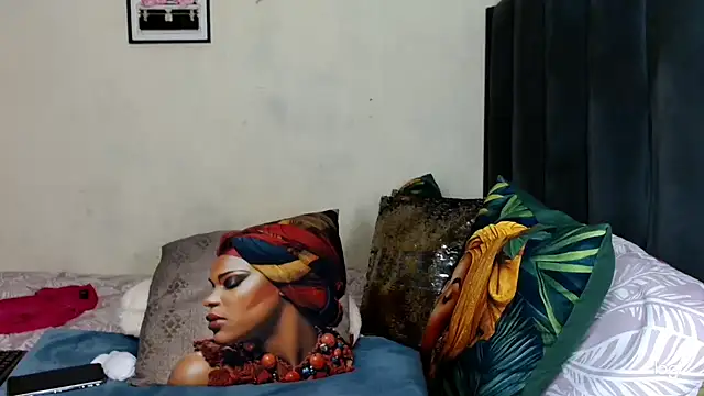 quenliyasa online show from 03-12-26, 07:51