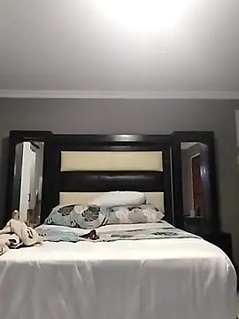 Snapshot of quenliyasa chatting on 02-24-26, 07:04 quenliyasa online show from 02-24-26, 07:04