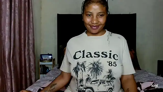 Snapshot of quenliyasa chatting on 04-27-26, 09:02 quenliyasa online show from 04-27-26, 09:02