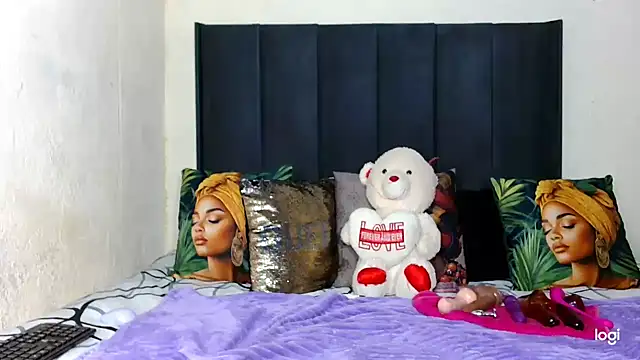 quenliyasa online show from 03-28-26, 10:11