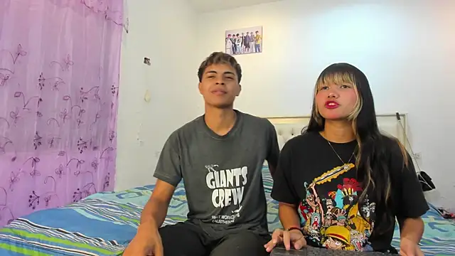 dafnezahiraa  online show from 03-17-25, 03:47