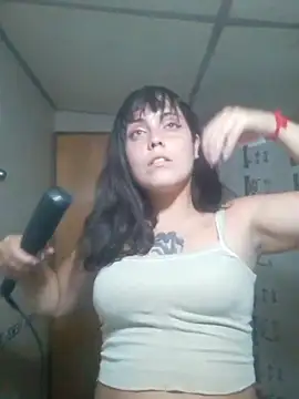 Snapshot of lucylovles chatting on 04-19-26, 06:36 lucylovles online show from 04-19-26, 06:36