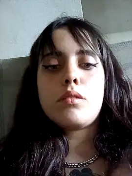 lucylovles online show from 02-23-25, 01:32