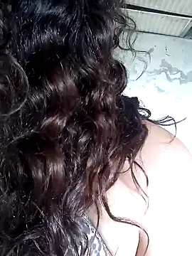 lucylovles online show from 03-11-25, 11:55