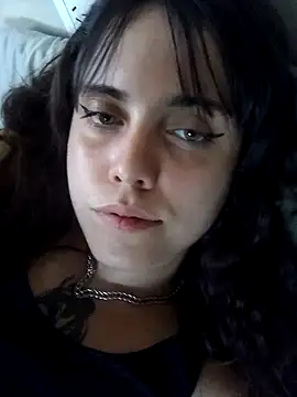 lucylovles online show from 02-20-25, 10:27