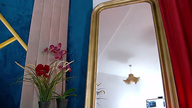 Foxxxy MILF online show from 12-03-25, 04:57