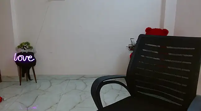 Snapshot of Naughty_Ayesha1 chatting on 02-09-25, 11:25 Naughty Ayesha1 online show from 02-09-25, 11:25