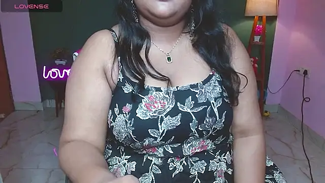 Naughty Ayesha1 online show from 10-31-25, 07:32