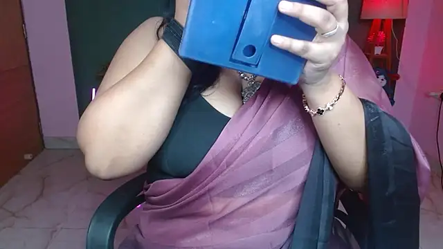 Naughty Ayesha1 online show from 02-20-26, 04:31