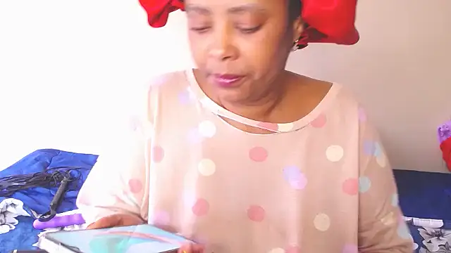 2Sweetysmile online show from 10-02-25, 10:40