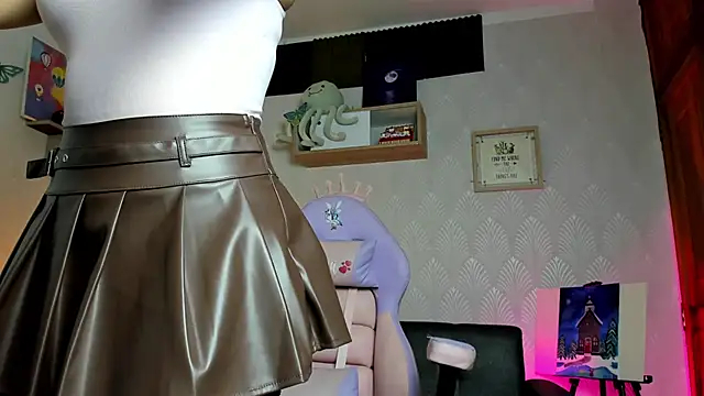 Alaia Love77 online show from 02-11-26, 07:58