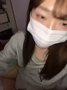 Snapshot of pantumieteruyo chatting on 01-26-25, 01:36 pantumieteruyo online show from 01-26-25, 01:36