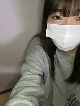 Snapshot of pantumieteruyo chatting on 12-14-24, 02:10 pantumieteruyo online show from 12-14-24, 02:10