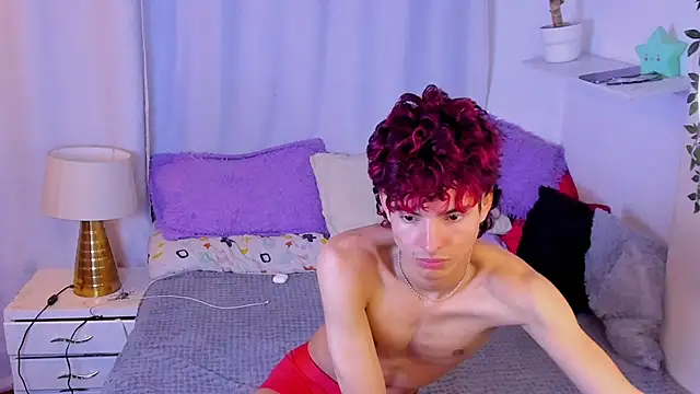 santy-kitty online show from 04-10-26, 02:40