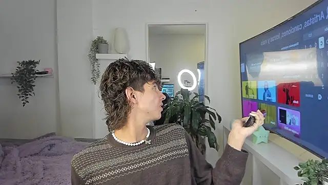 santy-kitty online show from 12-02-25, 02:34