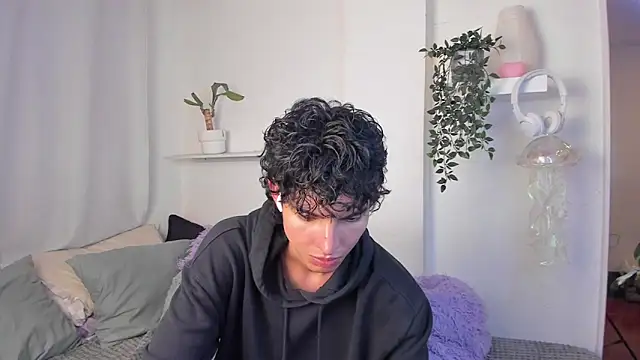 santy-kitty online show from 02-11-26, 12:21