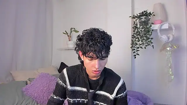 santy-kitty online show from 02-12-26, 01:16