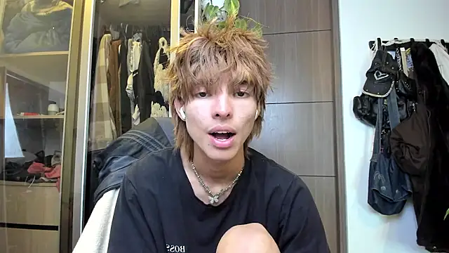 santy-kitty online show from 02-16-25, 04:20