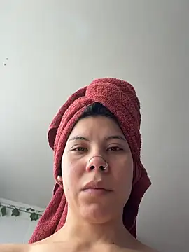 Snapshot of EemaHaruki chatting on 06-02-26, 07:36 EemaHaruki online show from 06-02-26, 07:36