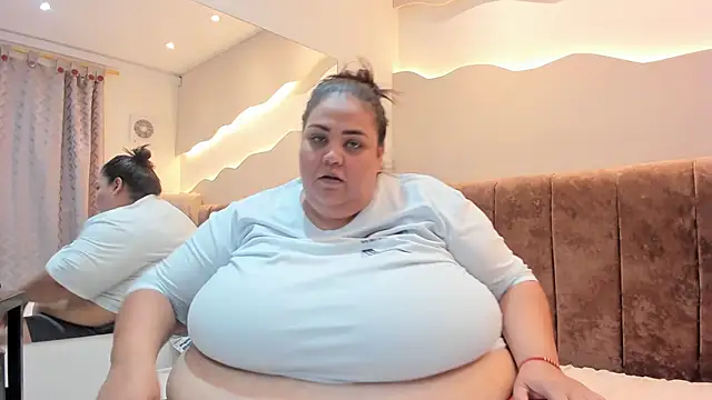 Snapshot of Alisson_am chatting on 05-11-26, 05:54 Alisson am online show from 05-11-26, 05:54