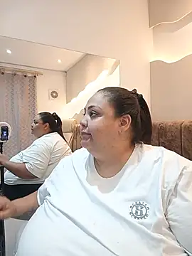 Snapshot of Alisson_am chatting on 07-25-26, 05:41 Alisson am online show from 07-25-26, 05:41