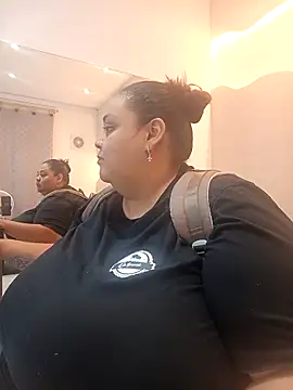 Alisson am online show from 10-18-25, 11:23