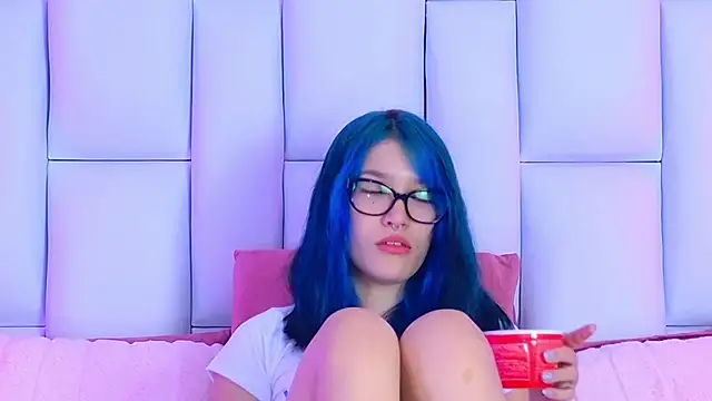 AlliciaKim online show from 03-21-25, 10:17