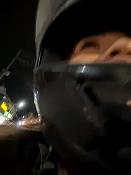 perlita05 online show from 11-16-25, 02:27